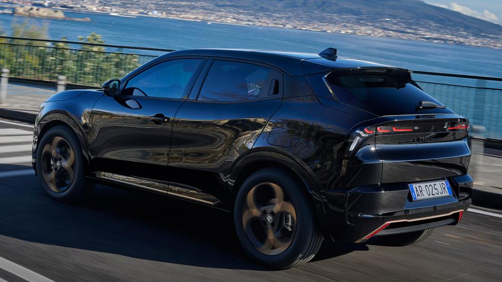Οι τιμές της Alfa Romeo Junior Intensa στην Ελλάδα